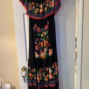 Floral Embroidered Black Maxi Dress NWOT, purchased for holiday but never wore.